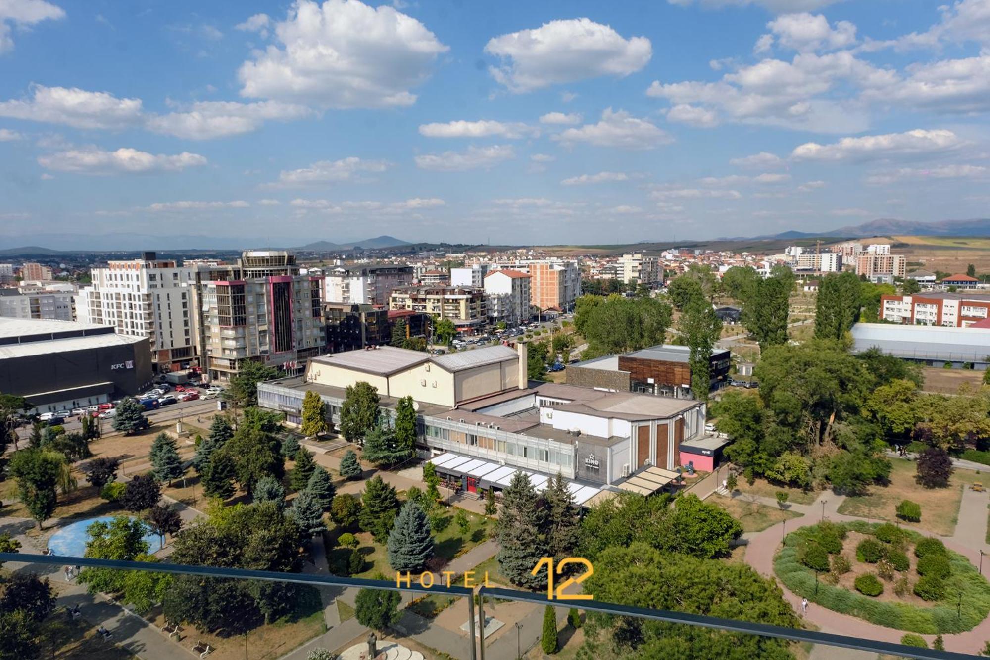 Hotel 12 Gjakova Zewnętrze zdjęcie