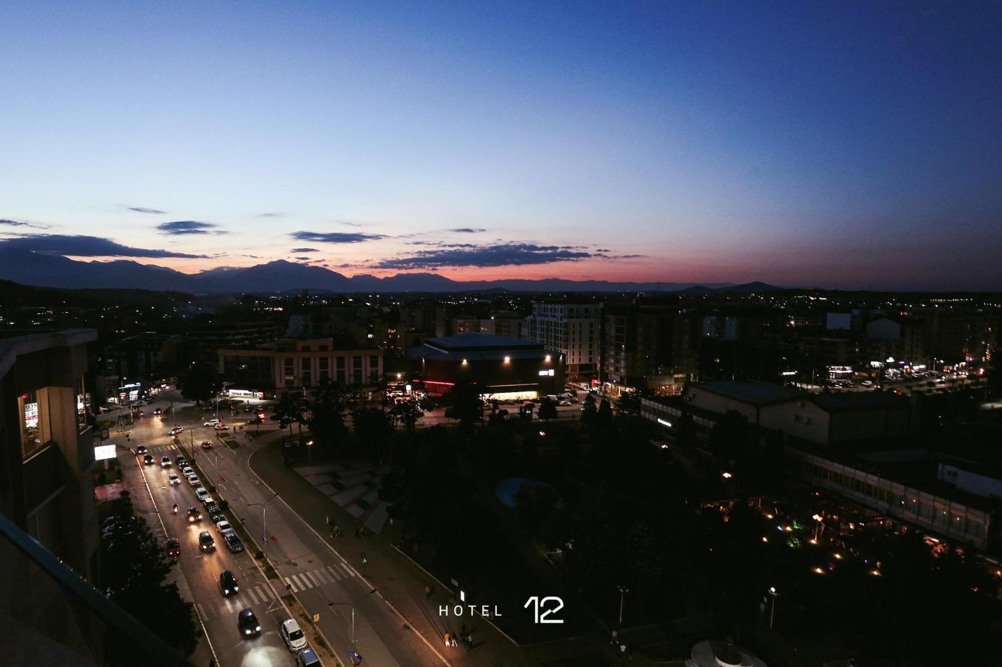 Hotel 12 Gjakova Zewnętrze zdjęcie