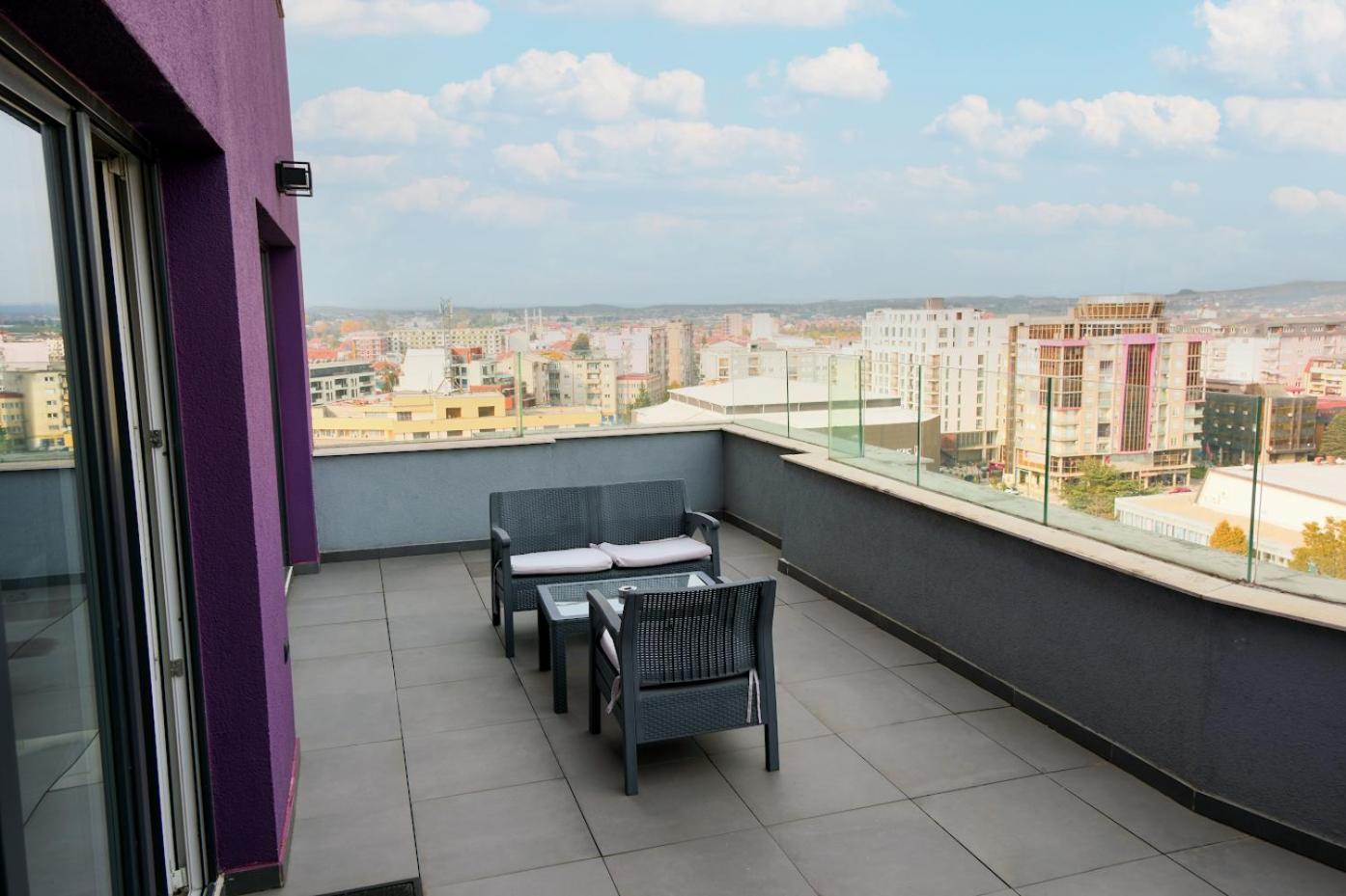 Hotel 12 Gjakova Zewnętrze zdjęcie
